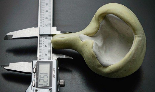 液态硅胶包胶产品的尺寸稳定性控制与公差管理